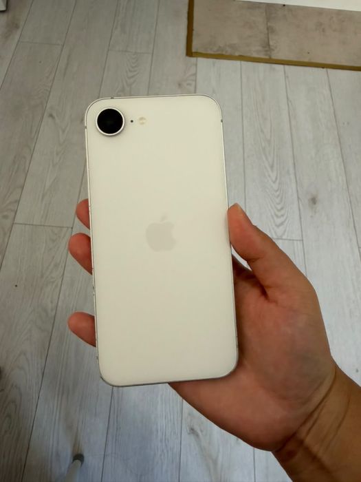 Продам или обменяю Iphone 16e