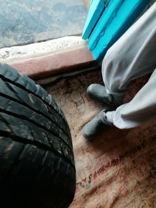 Продам летний шины