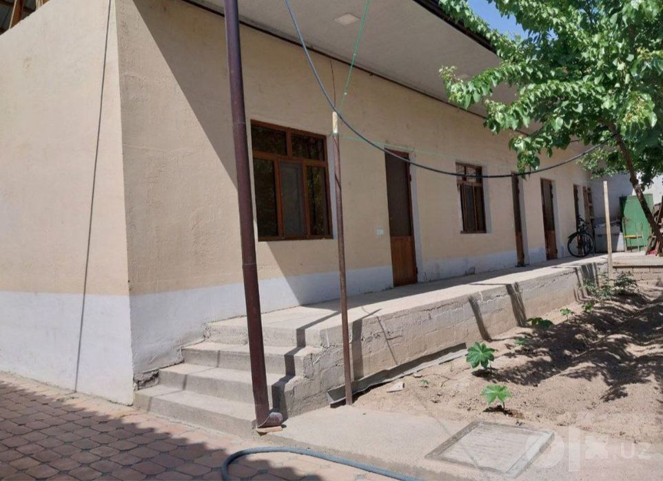 Uy sotiladi Дом продаю