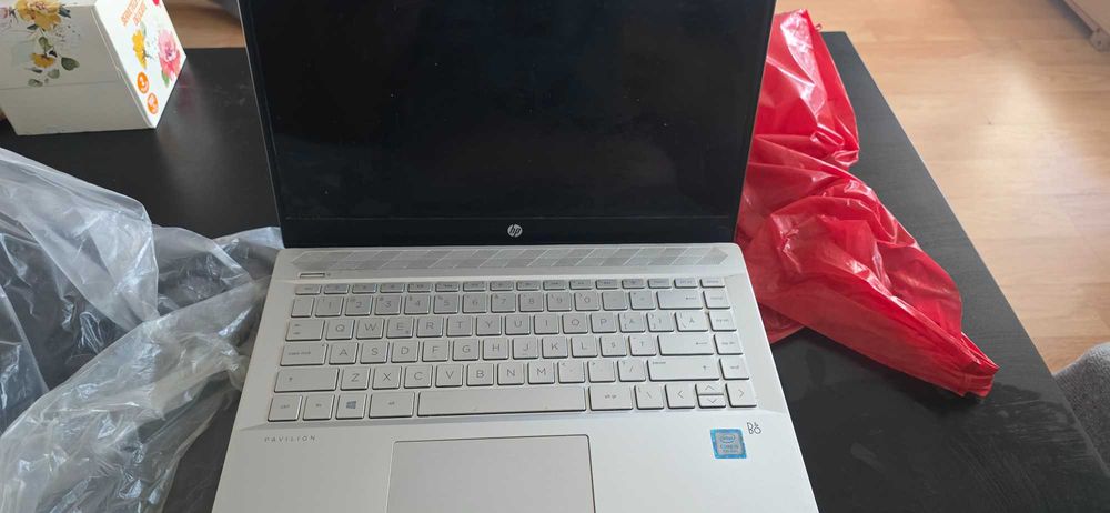 Laptop HP Pavilion anul achizitiei 2018