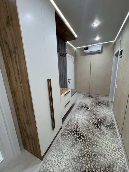 Продаётся 1х ком. кв. 30,5 м/кв на 2-этаже со всеми условиями.