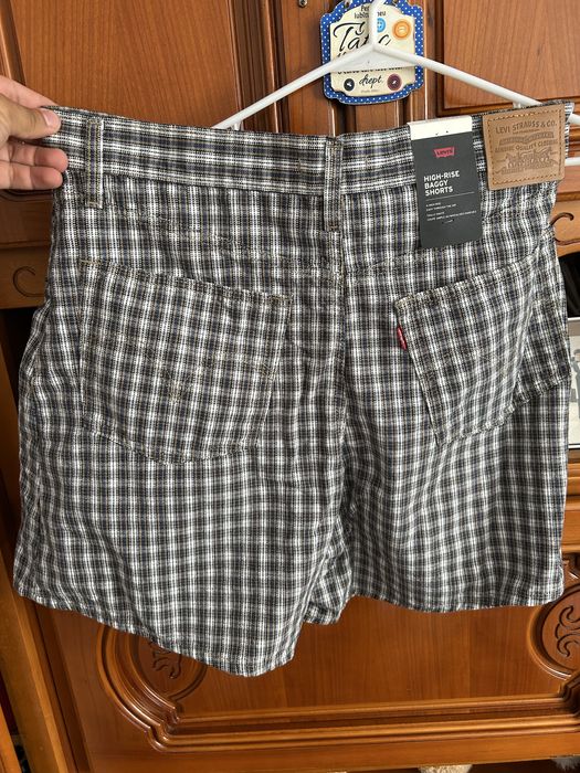 Pantaloni scurti levi’s