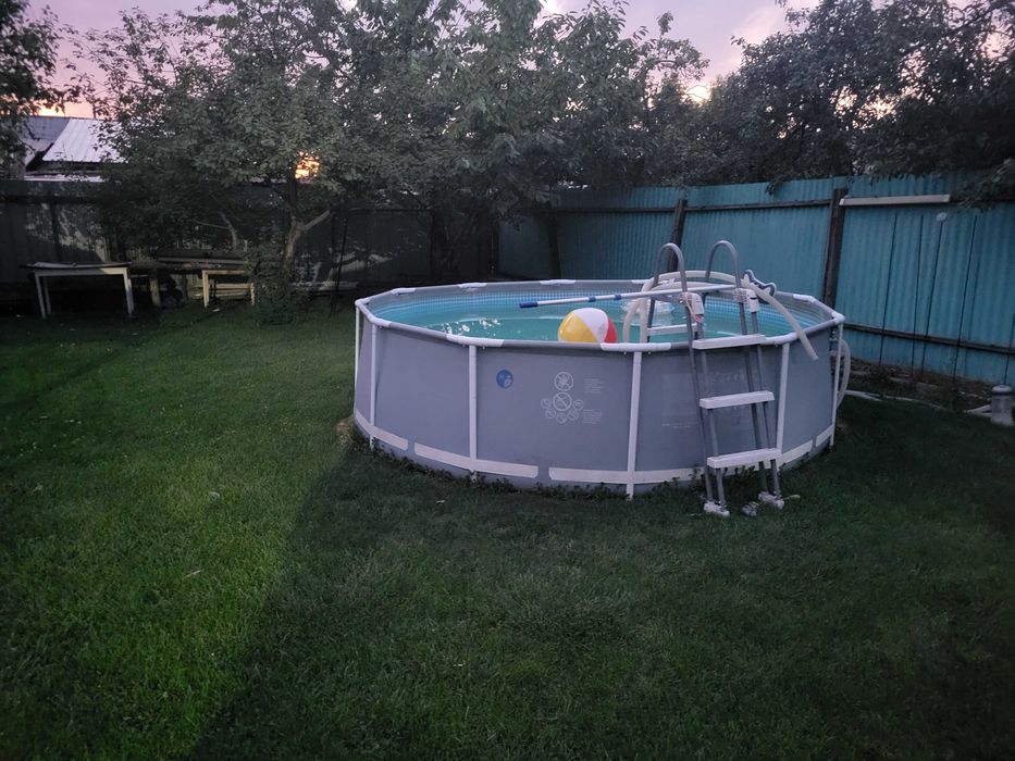 продам бассейн 40000тг.