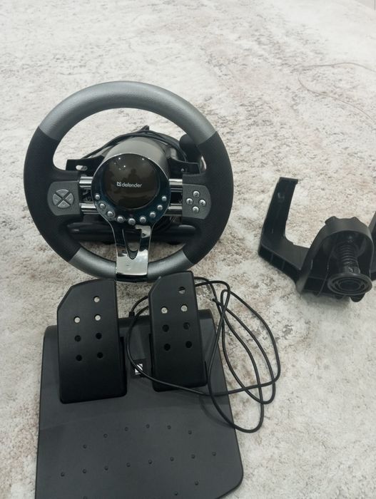 Игровой руль новый
