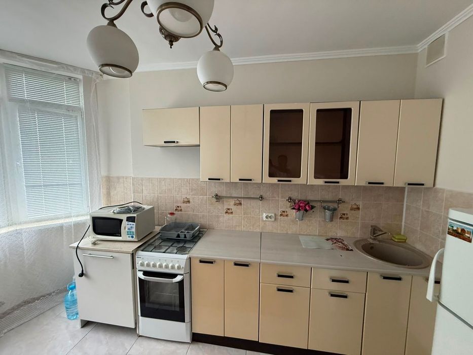 Продается кухонный гарнитур