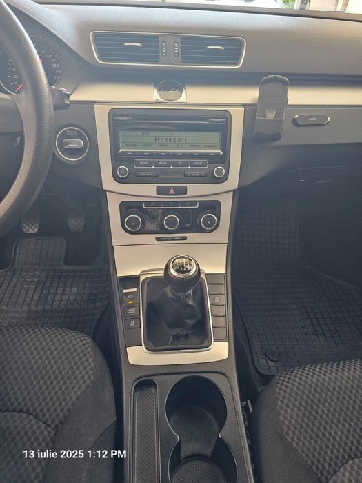 VOLKSWAGEN Passat 0 — imagine 5