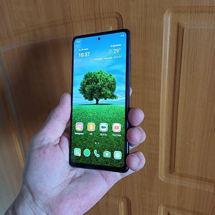 Продам Samsung S 20 FE