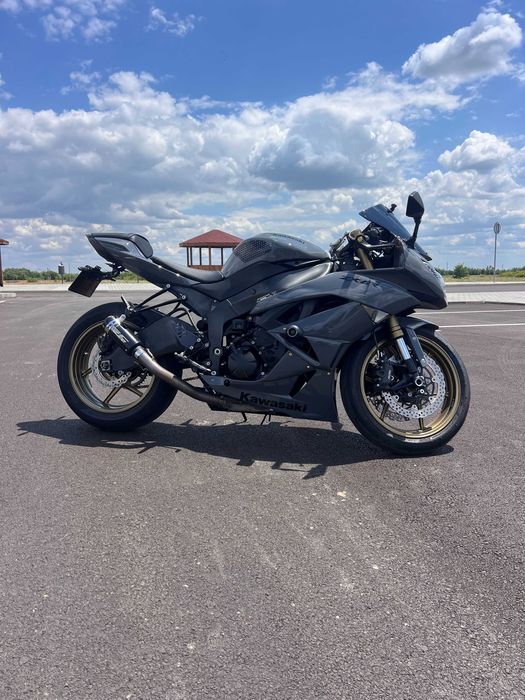Kawasaki Ninja ZX6R