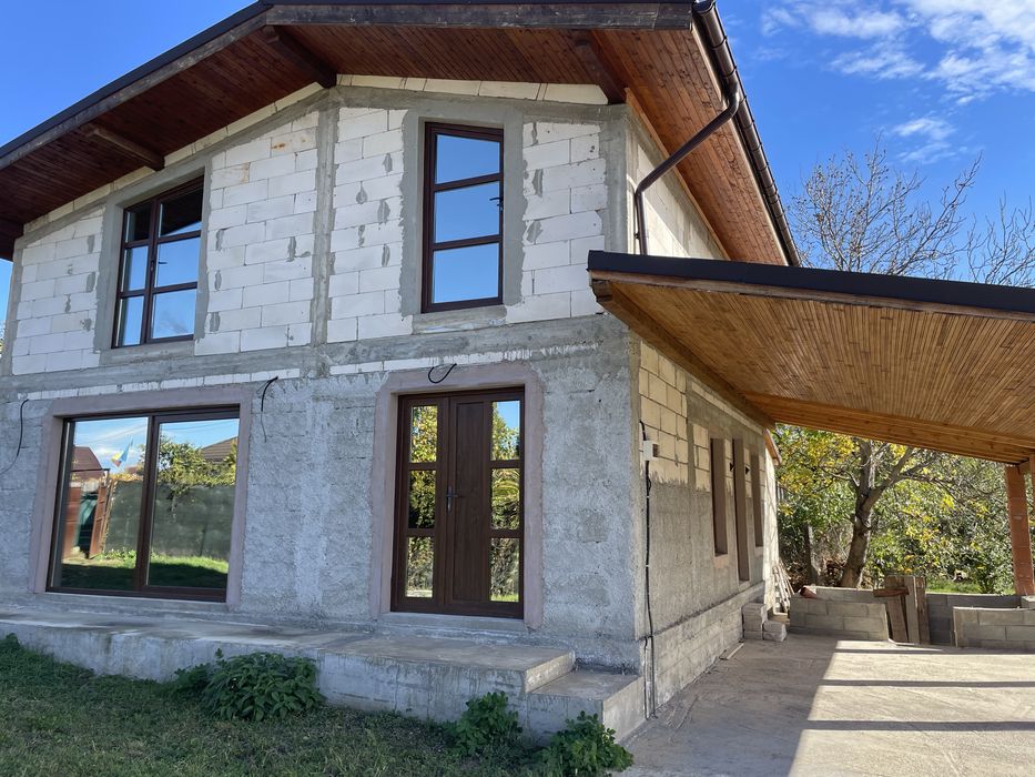 Casa de vanzare in Darmanesti DB