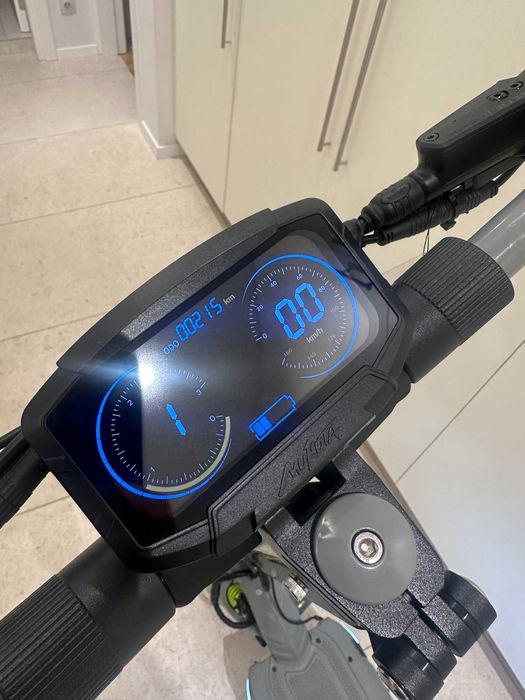 Mukuta 10+ dual motor - Електрическа тротинетка (само на 215 км)