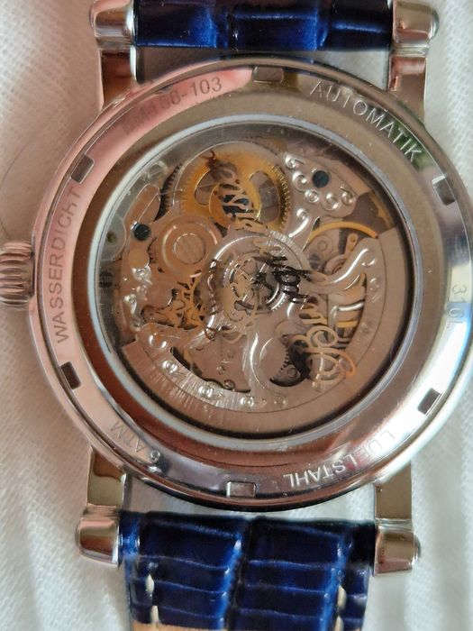 Дамски часовник,,Burgmeister"