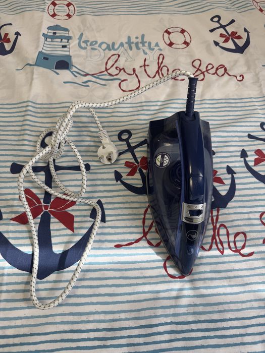 Fier de calcat TEFAL