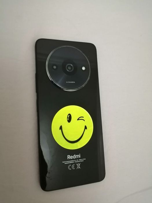 Телефоны, планшет и модем.