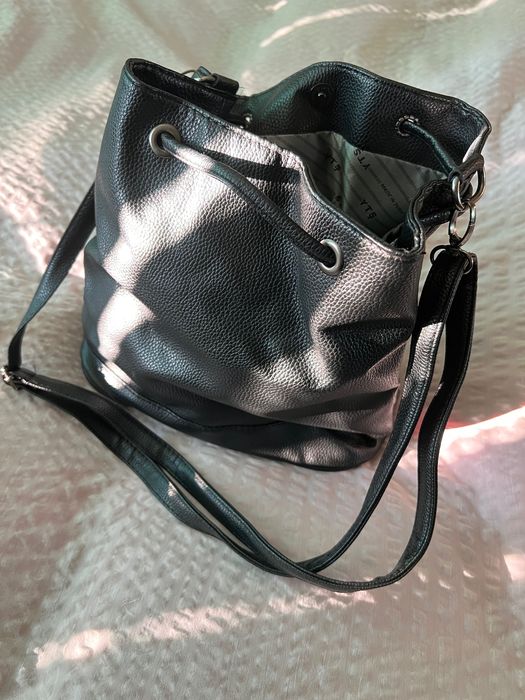 Дамска чанта от изкуствена кожа