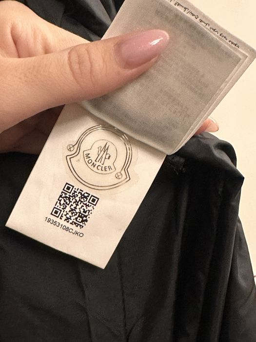 Намалено Зимно оригинално яке Moncler