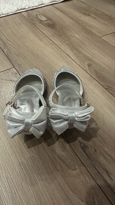 Туфли для девочки