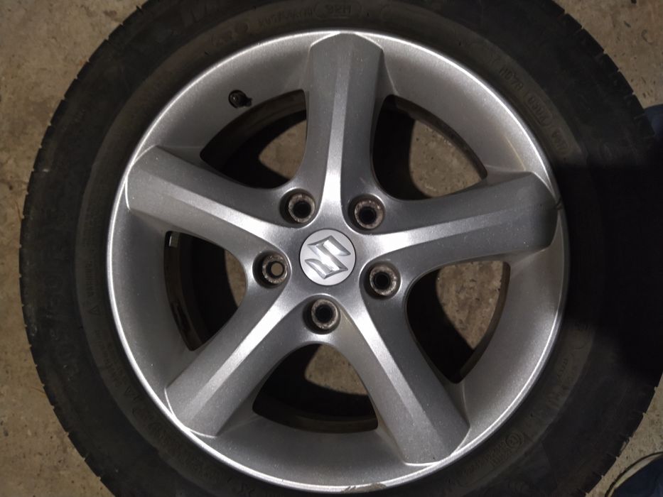 Vând 4 jante Suzuki sx4,Fiat sedici