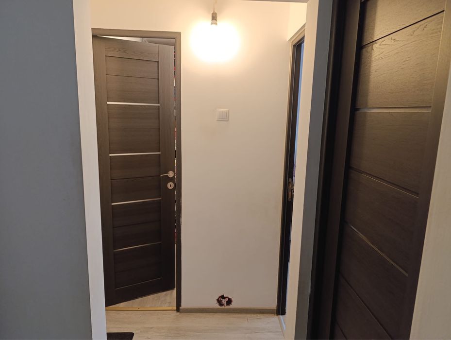 Vand apartament 2 camere cartier Noua