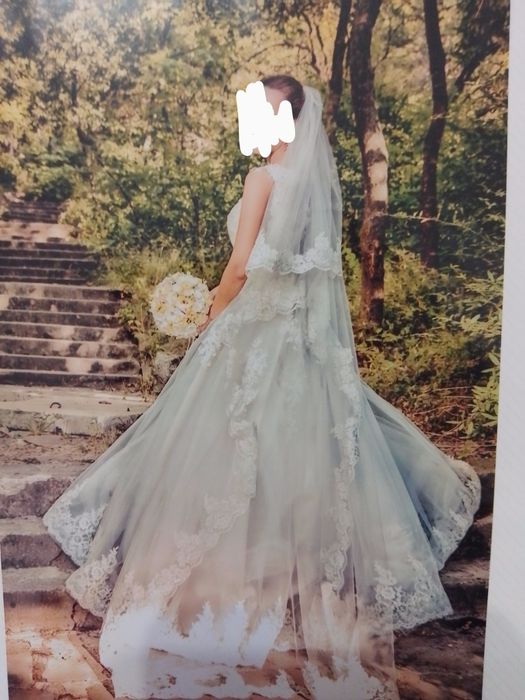 Булчинска рокля.