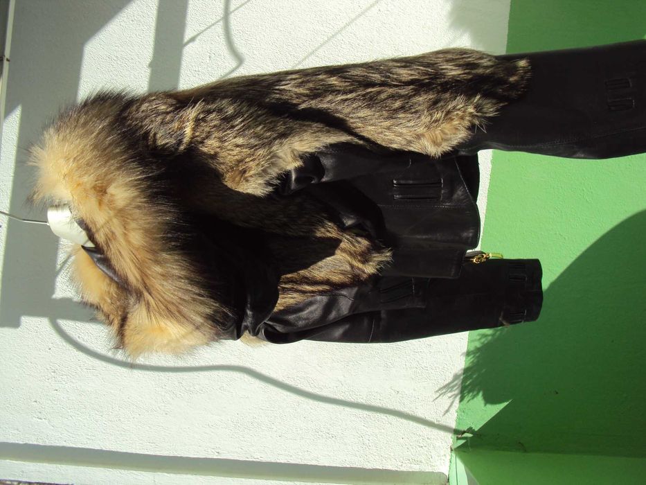 Дамско марково кожено яке Punto. Ръст С