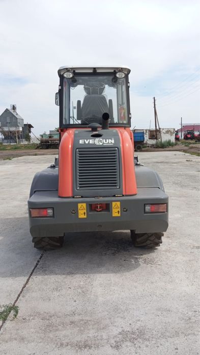 Погрузчик телескопический