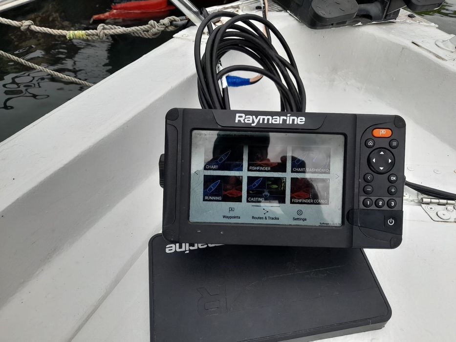 Sonar Raymarine Element 7