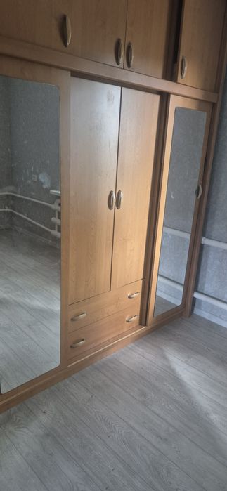 Продам шкаф купе
