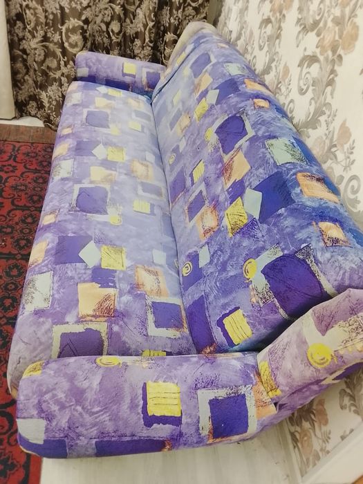 Продам два дивана