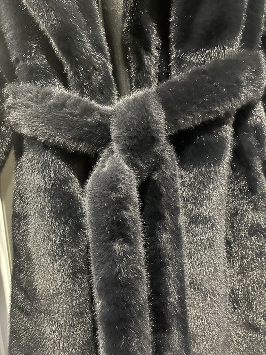 Продам новую шубу