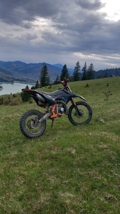 Vând cross 125 4T kxd
