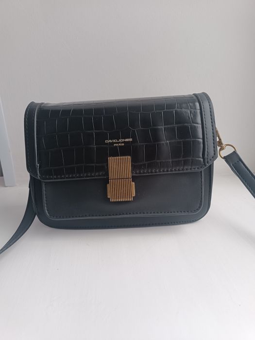 Продам сумку David Jones