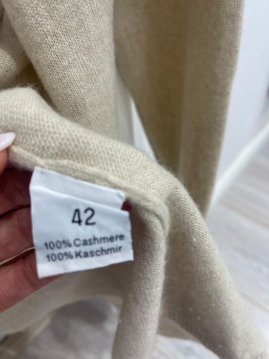 Cardigan superb 100% Cașmir