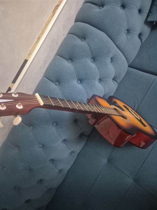 Акустический гитара