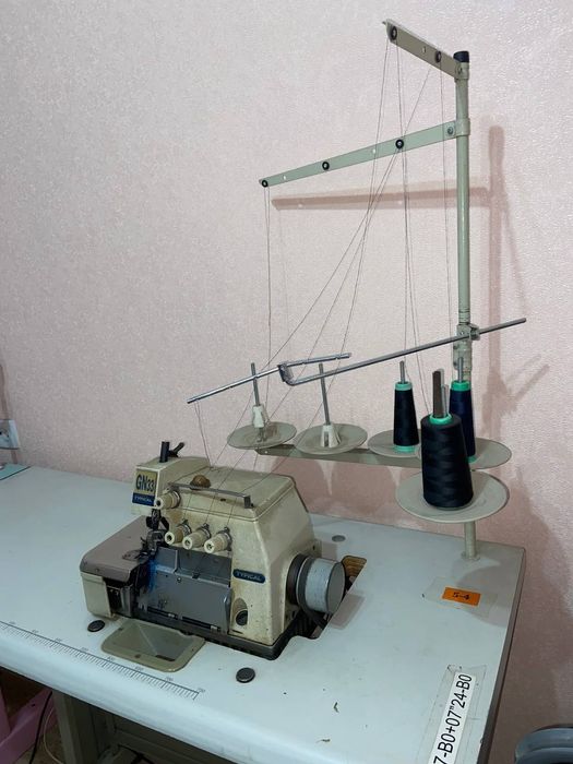 Продаетса швенний машини