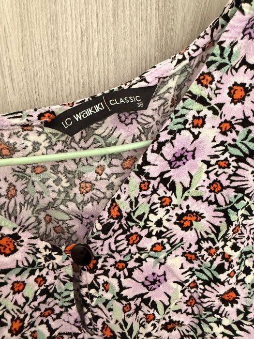 Bluza cu flori lila