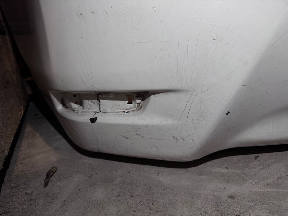 Бампер на corolla