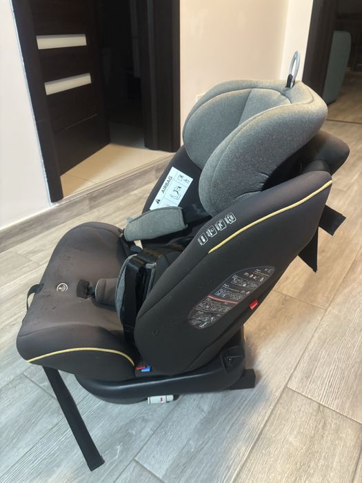 Scaun auto cu isofix de la 6 luni