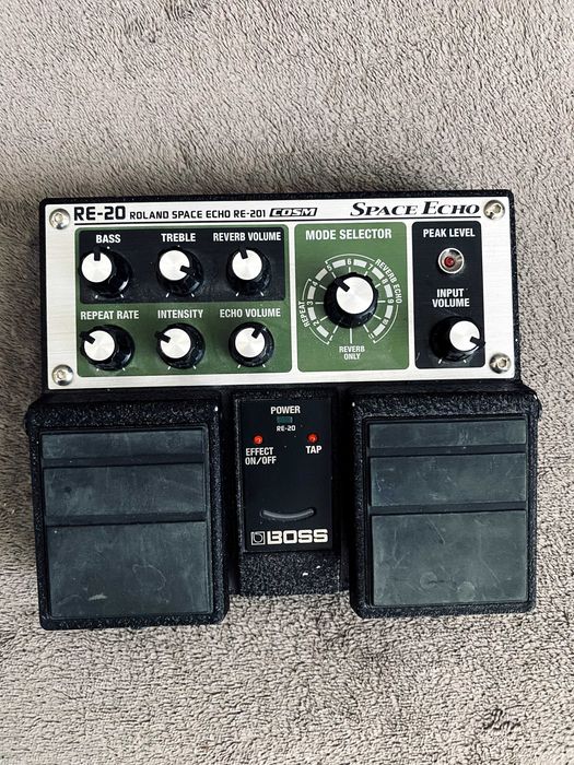 Китарен ефект / Boss RE-20 Space Echo /  Tape Delay & Reverb