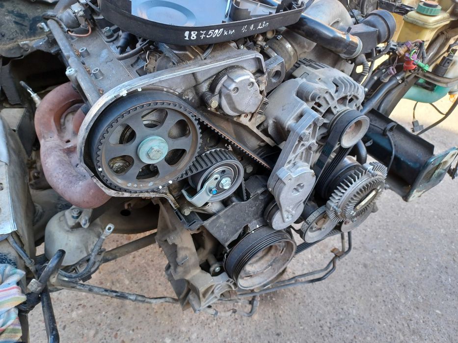 Двигател за  passat b5 1.8l 125.k