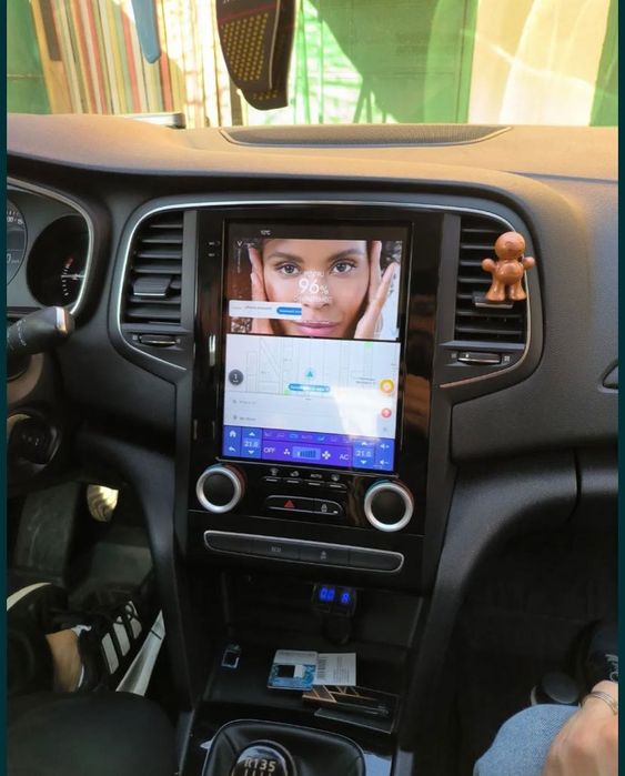 Navigatie Android Renault Megane 4 Waze YouTube BT GPS USB