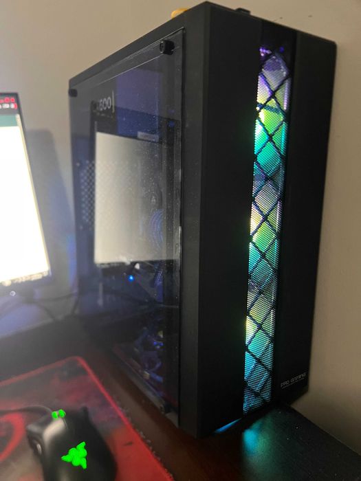 Vand Pc Gaming mai multe detali in descriere si in privat.