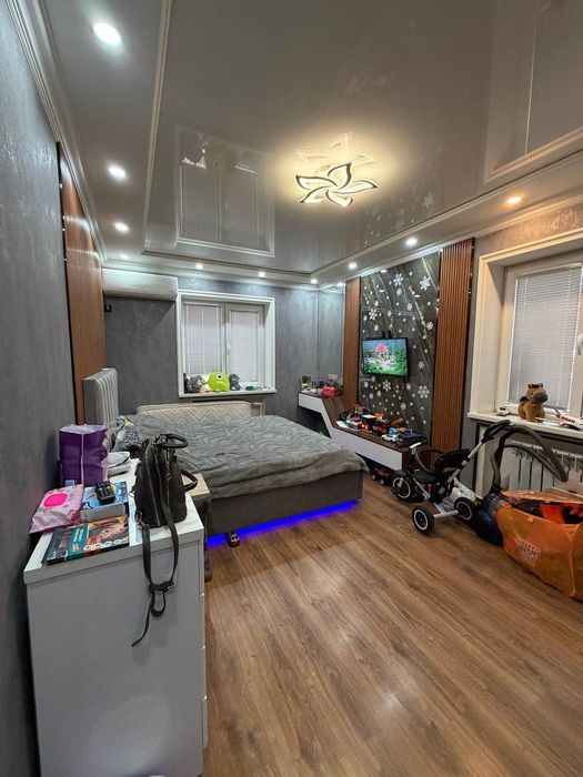 Срочно продаётся Чиланзар 1 ком. 37кв.м