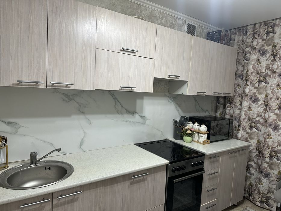 Продам кухонный гарнитур!