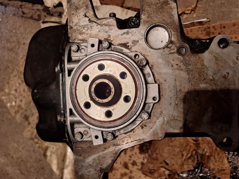 Блок в сборе для пассат б- 3