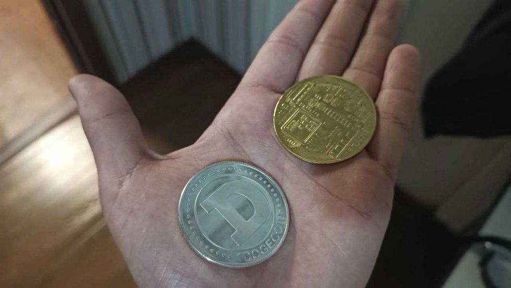 Продам монету Сувенир!!!