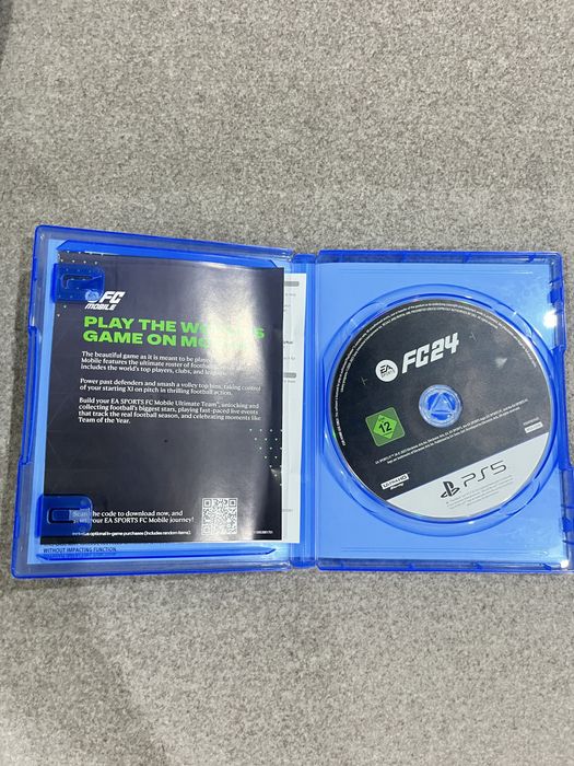 Продам диск Fifa 24 на PS 5