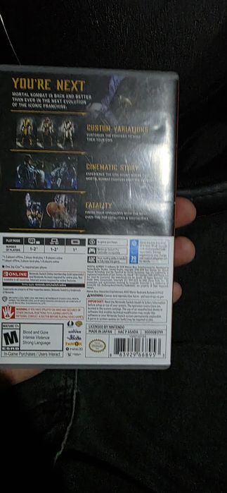 Продам  Игру  Nintendo Switch Mortal Kombat 11