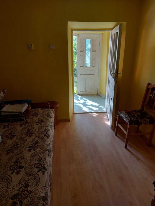 Casă de vânzare cu teren + teren extravilan | Șerbotești, jud. Vaslui