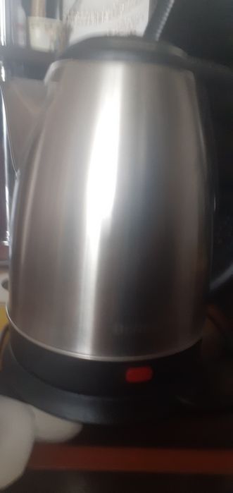 Продам чайник электрический