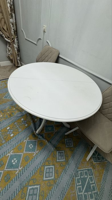 Продается Стол кухонный